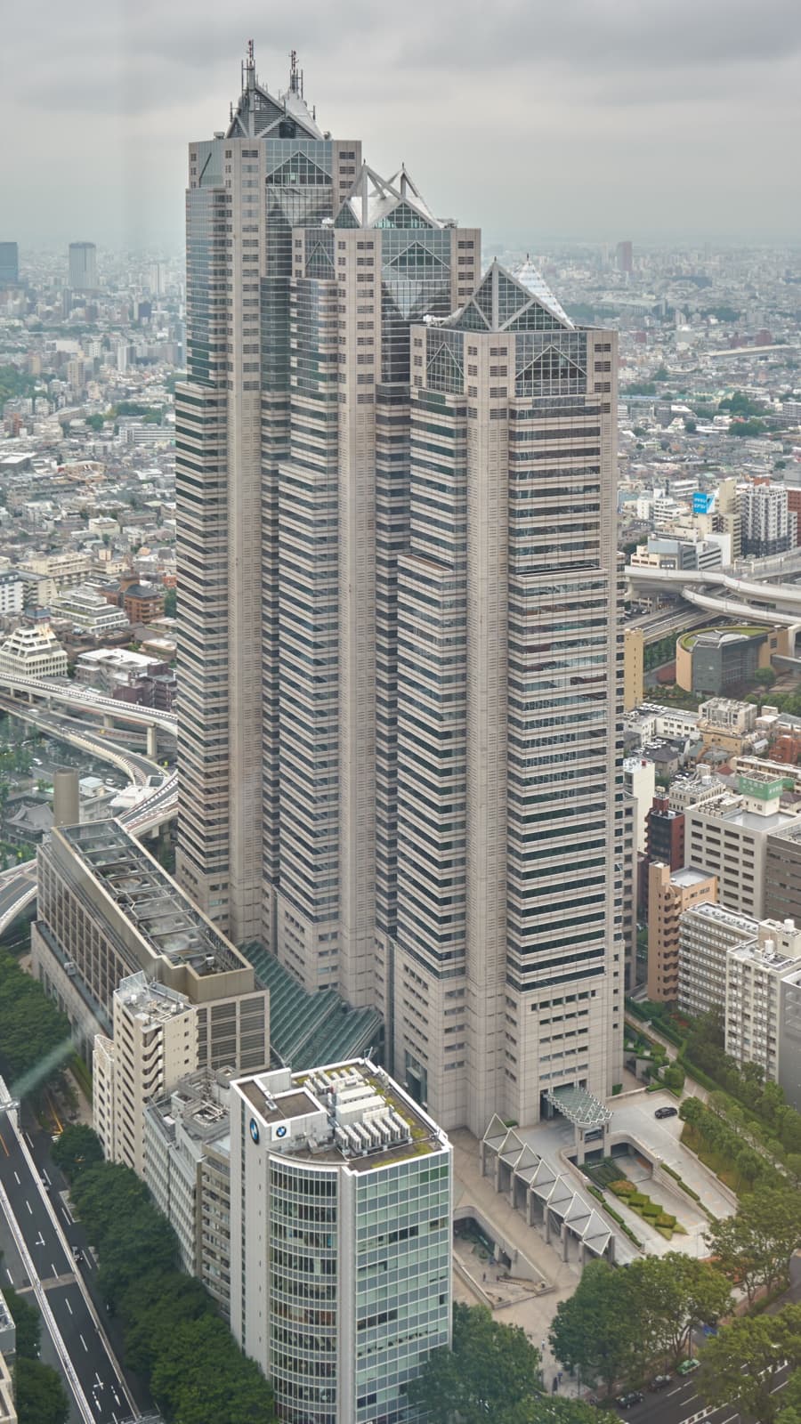 Park Hyatt Tokyo — Shinjuku skyscraper hotel with floor-to-ceiling windows